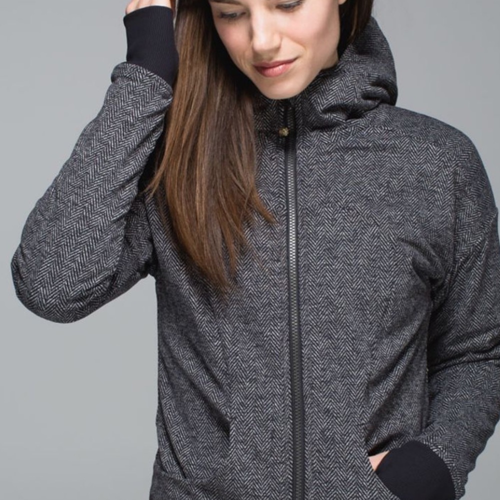 Lulu Embrace Hoodie *Luscious*